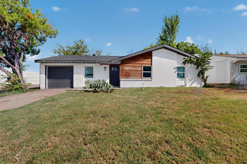 2611 Hardy Place