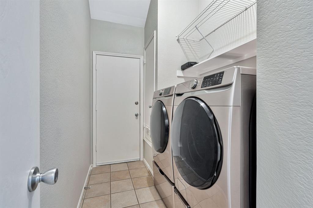 Lake Forest On The Creek - Residential Lease