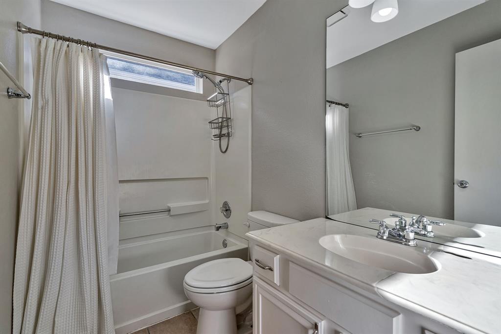 Lake Forest On The Creek - Residential Lease