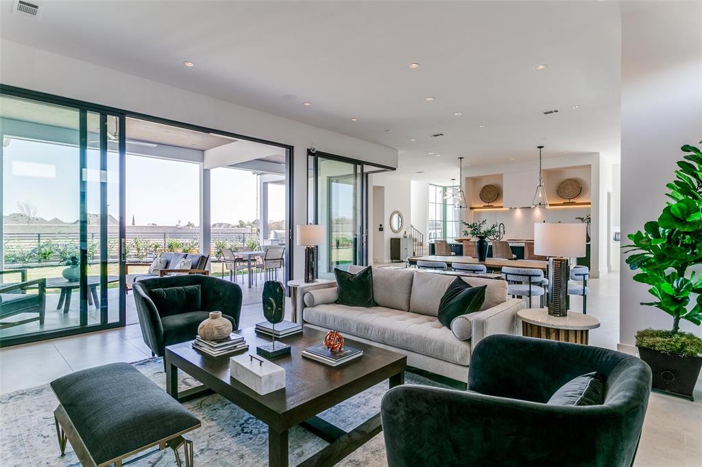 Avadene at Las Colinas - Residential