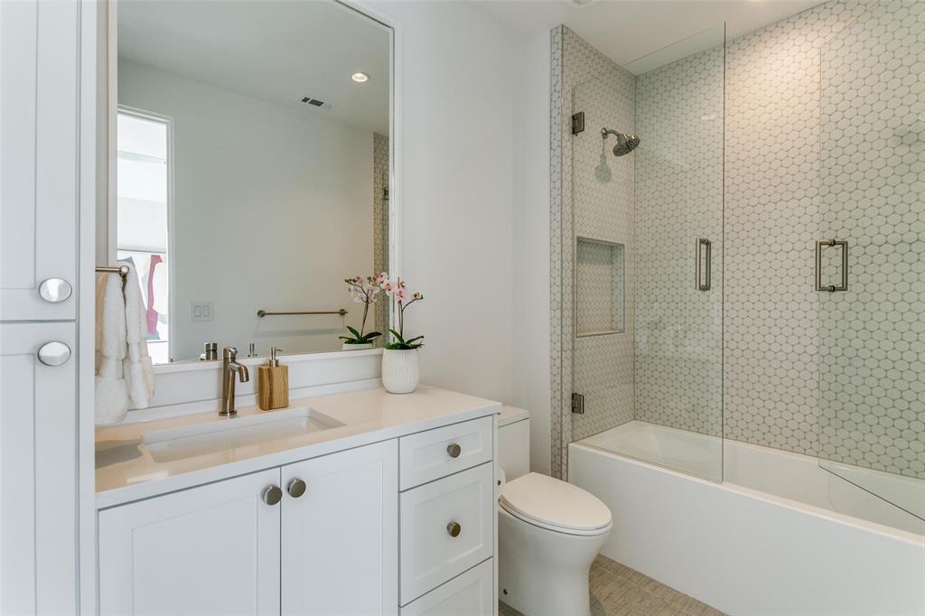 Avadene at Las Colinas - Residential