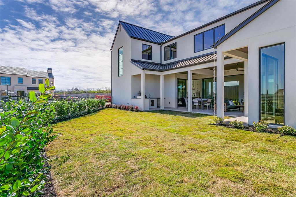 Avadene at Las Colinas - Residential