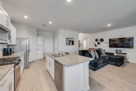 Tiny photo for 4532 Fringetree Way, Fort Worth, TX 76036 (MLS # 21101606)