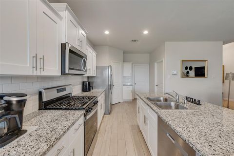 Tiny photo for 4532 Fringetree Way, Fort Worth, TX 76036 (MLS # 21101606)