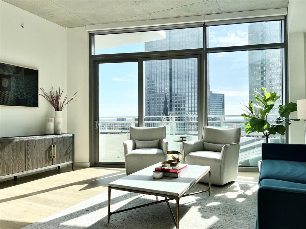 Arts District PPTIES MASTER CONDO - Residential Lease