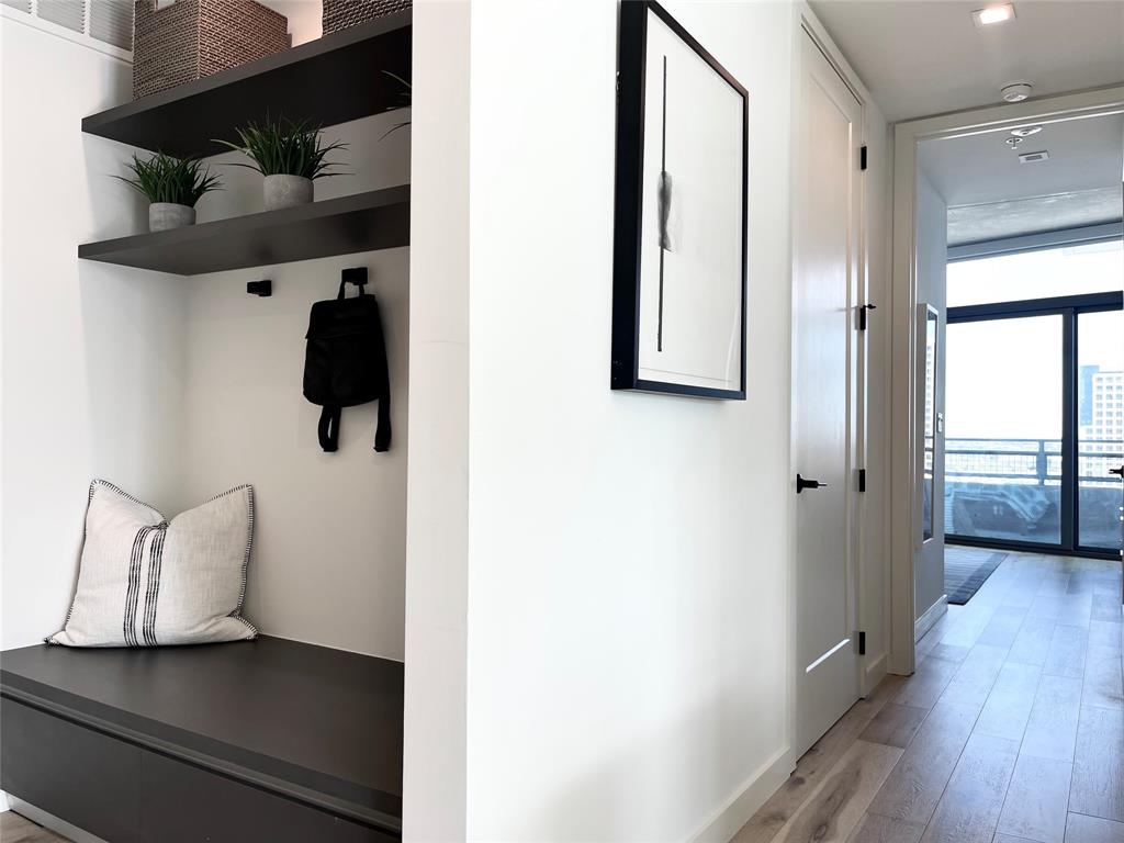 Arts District PPTIES MASTER CONDO - Residential Lease