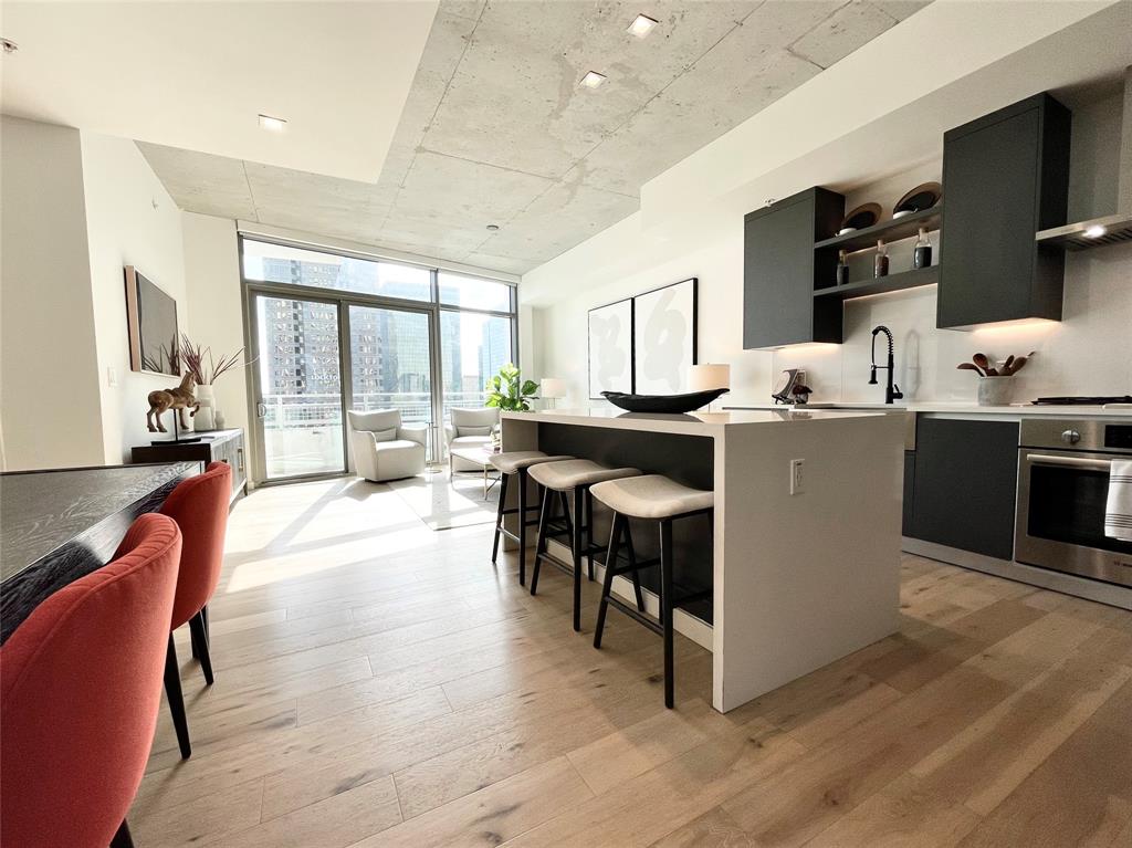 Arts District PPTIES MASTER CONDO - Residential Lease