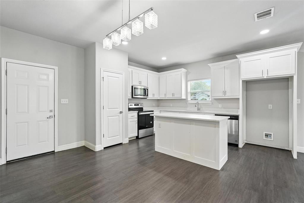 106 W 17th Avenue