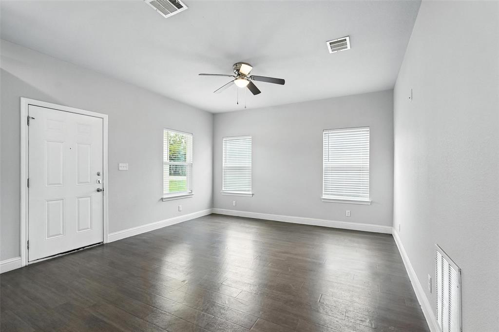 106 W 17th Avenue