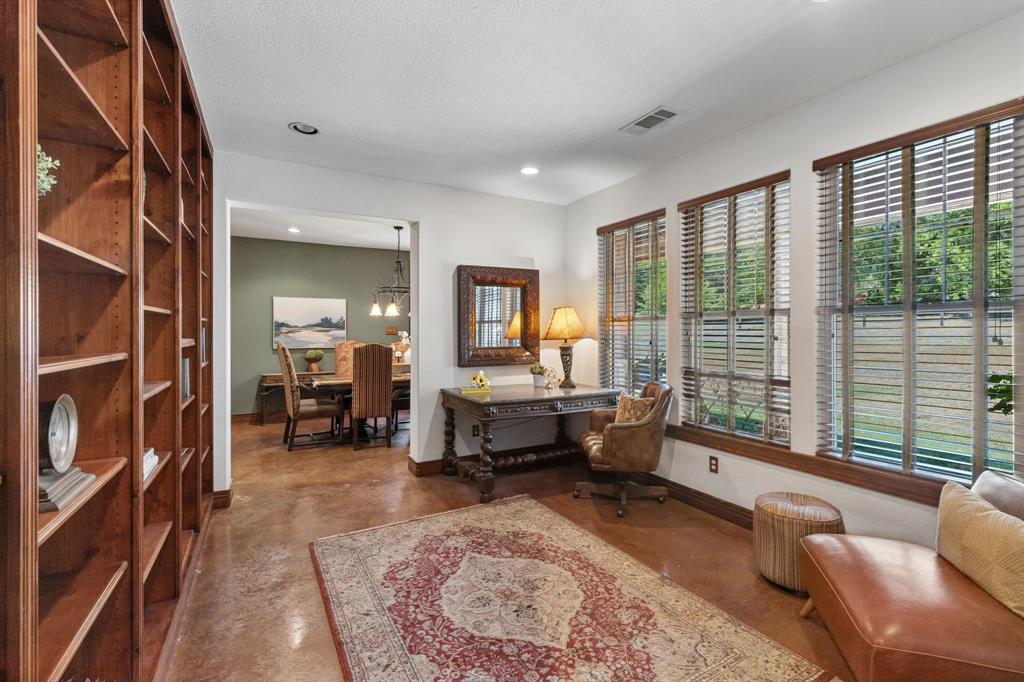3227 Berry Hollow
