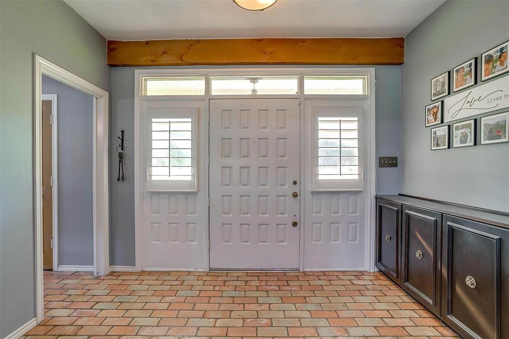 124 S Cliffside Drive