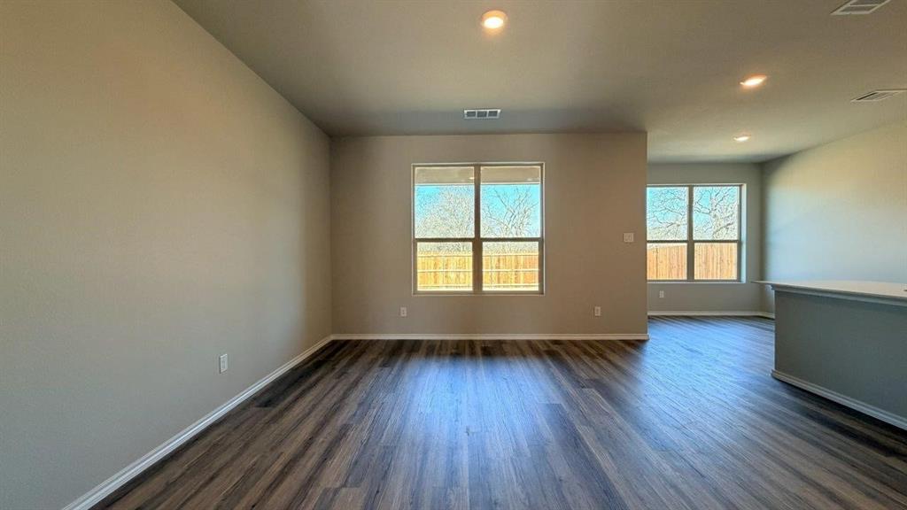 908 PARKVISTA Drive