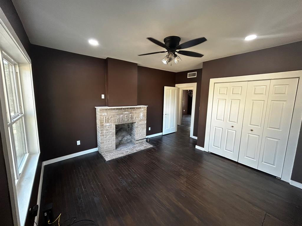 S & B Of Hund - Residential