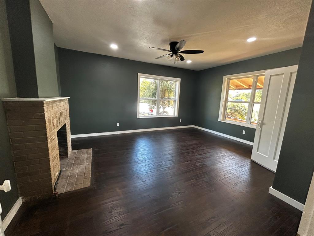 S & B Of Hund - Residential