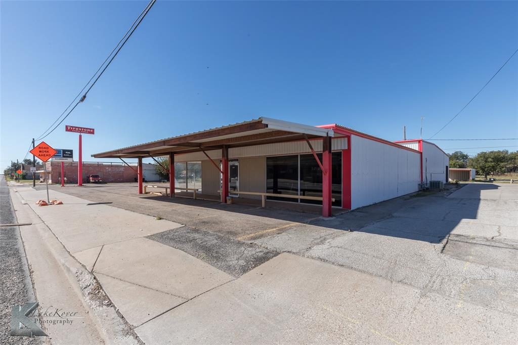 206 S Avenue Avenue E