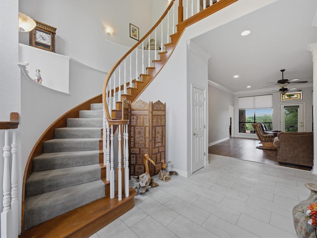 10106 Ravenswood Road