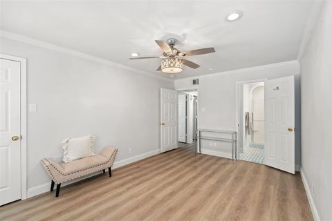 Tiny photo for 5200 Martel Avenue #6D, Dallas, TX 75206 (MLS # 21175055)