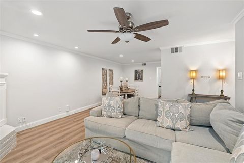 Tiny photo for 5200 Martel Avenue #6D, Dallas, TX 75206 (MLS # 21175055)