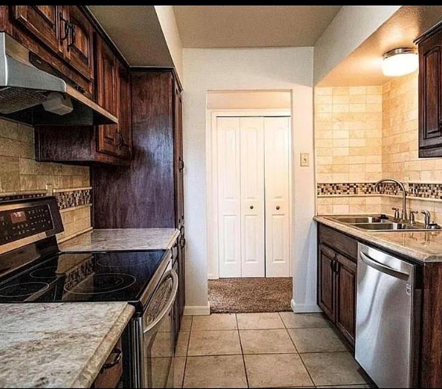 Casa View Heights 20 - Residential