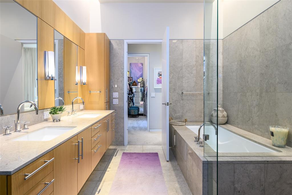 Museum Tower Condo - Residential