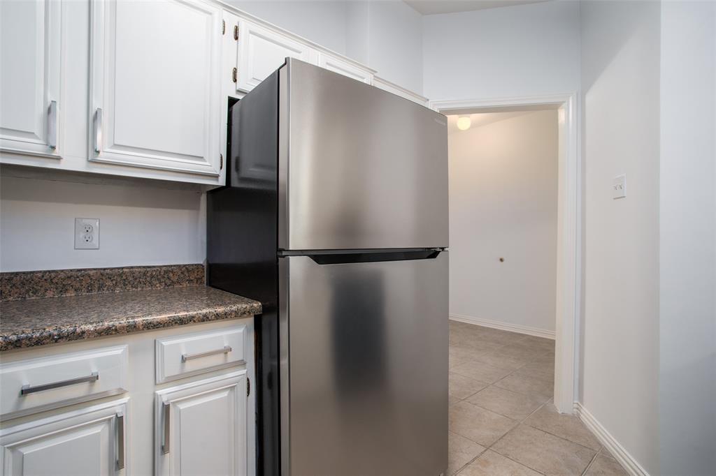 Preston On Creek Condos - Residential Lease