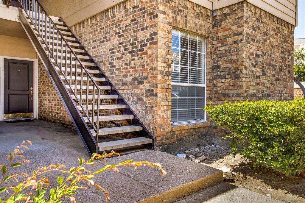 Preston On Creek Condos - Residential Lease