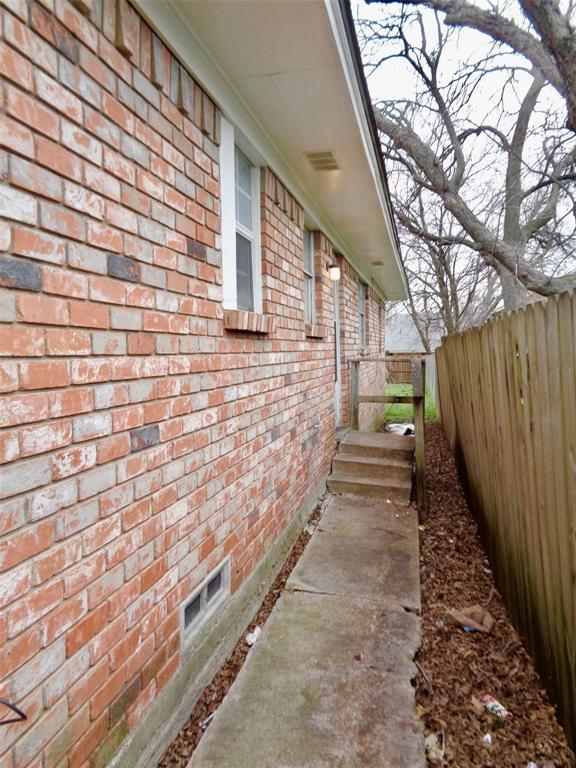 L A Davis Add - Residential Lease