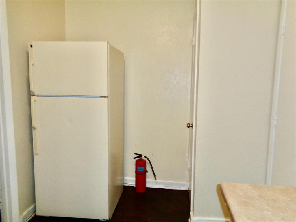 L A Davis Add - Residential Lease