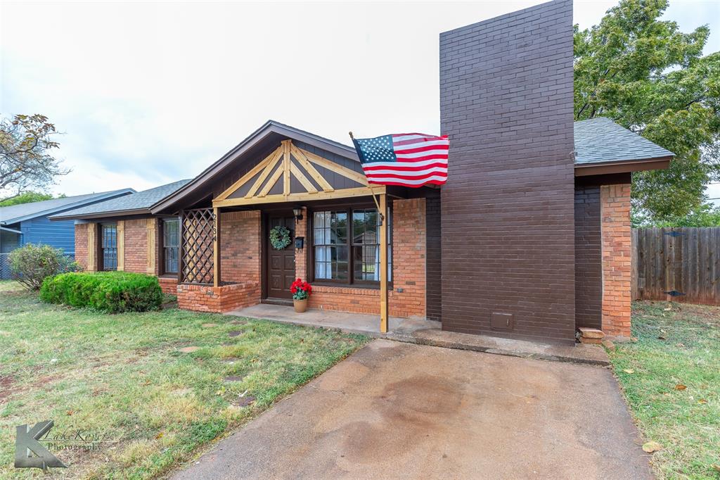 2134 Westview Drive