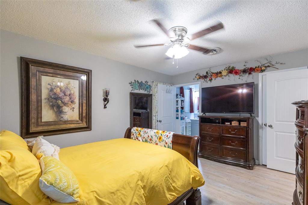 Henry Sayles Of Harris - Residential
