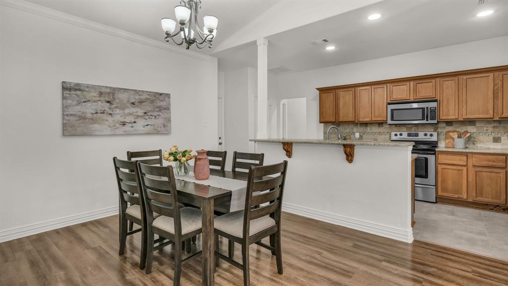 Cobblestone Court - Residential