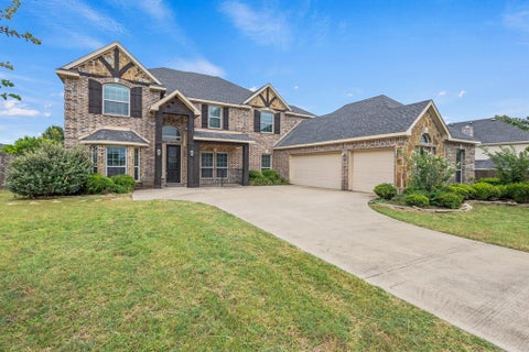 Photo of 206 White Rock Court, Ovilla, TX 75154 (MLS # 21331305)