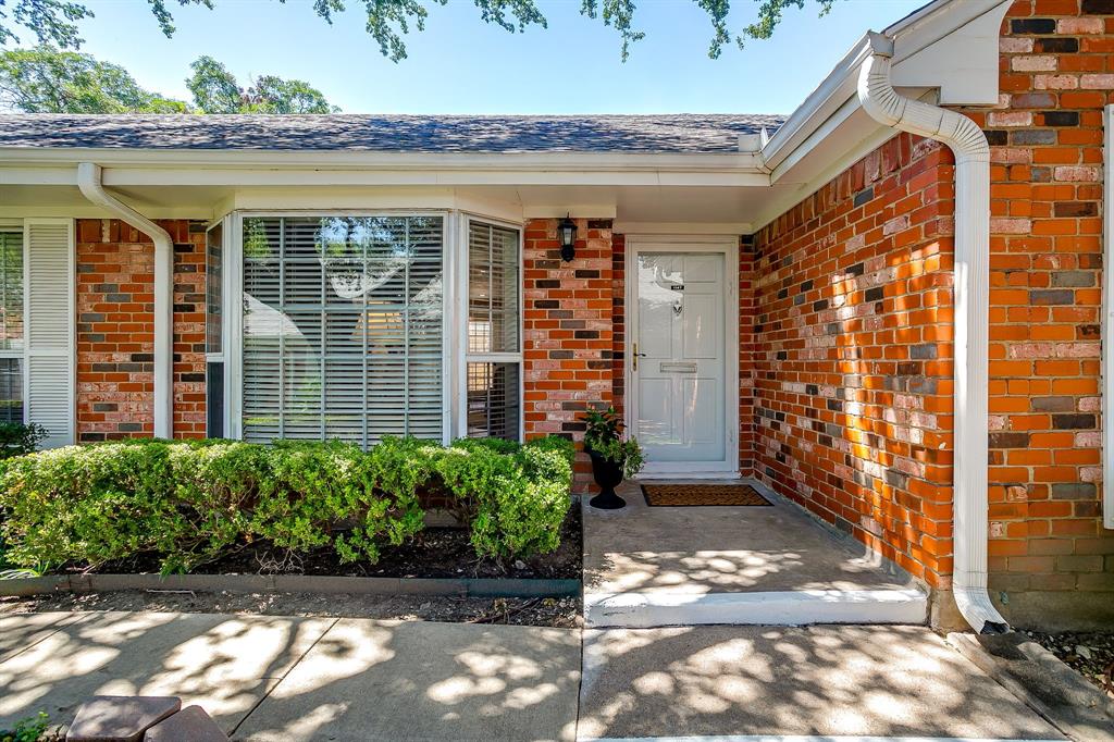 1147 Roaring Springs Road