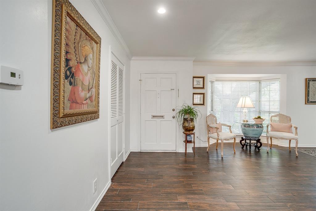 1147 Roaring Springs Road