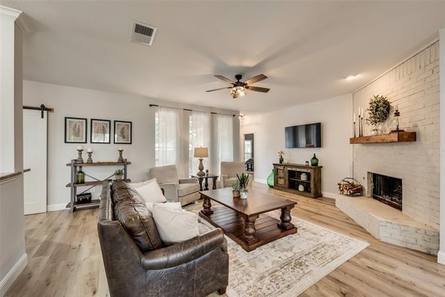 1429 Glendover Drive