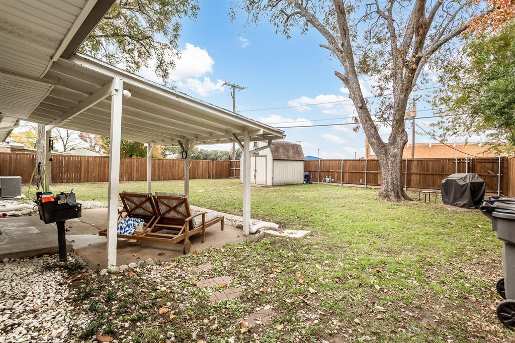 Valwood Park 08 - Residential