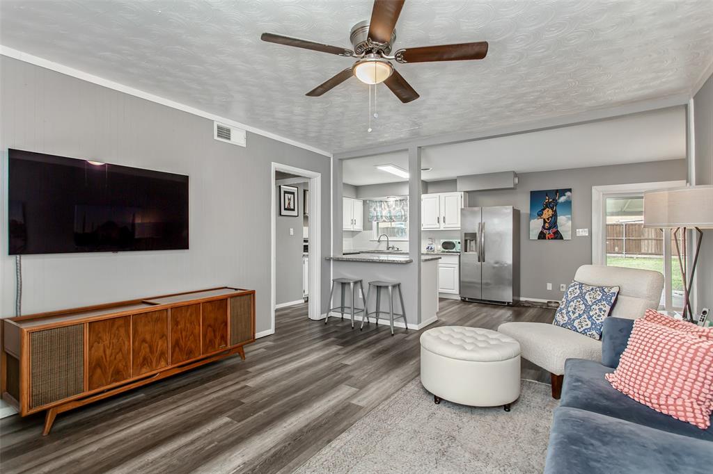 Valwood Park 08 - Residential