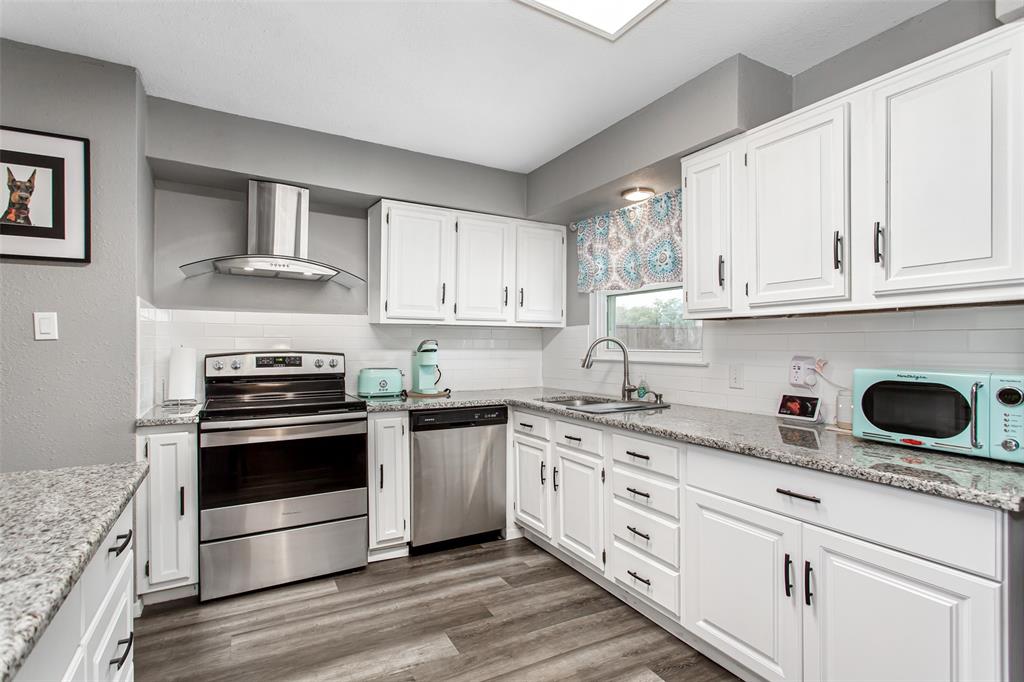 Valwood Park 08 - Residential