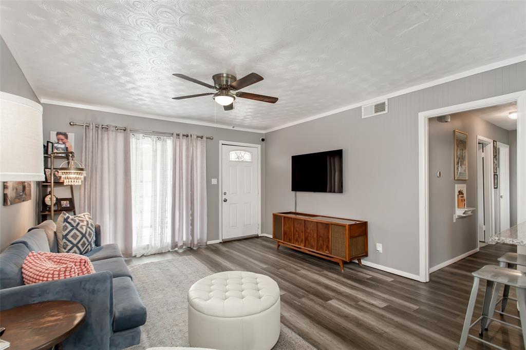 Valwood Park 08 - Residential