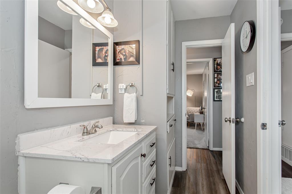 Valwood Park 08 - Residential