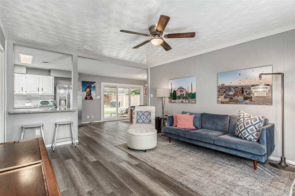 Valwood Park 08 - Residential