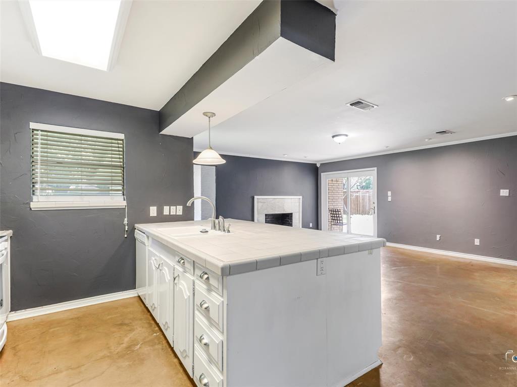 2118 Chippendale Drive