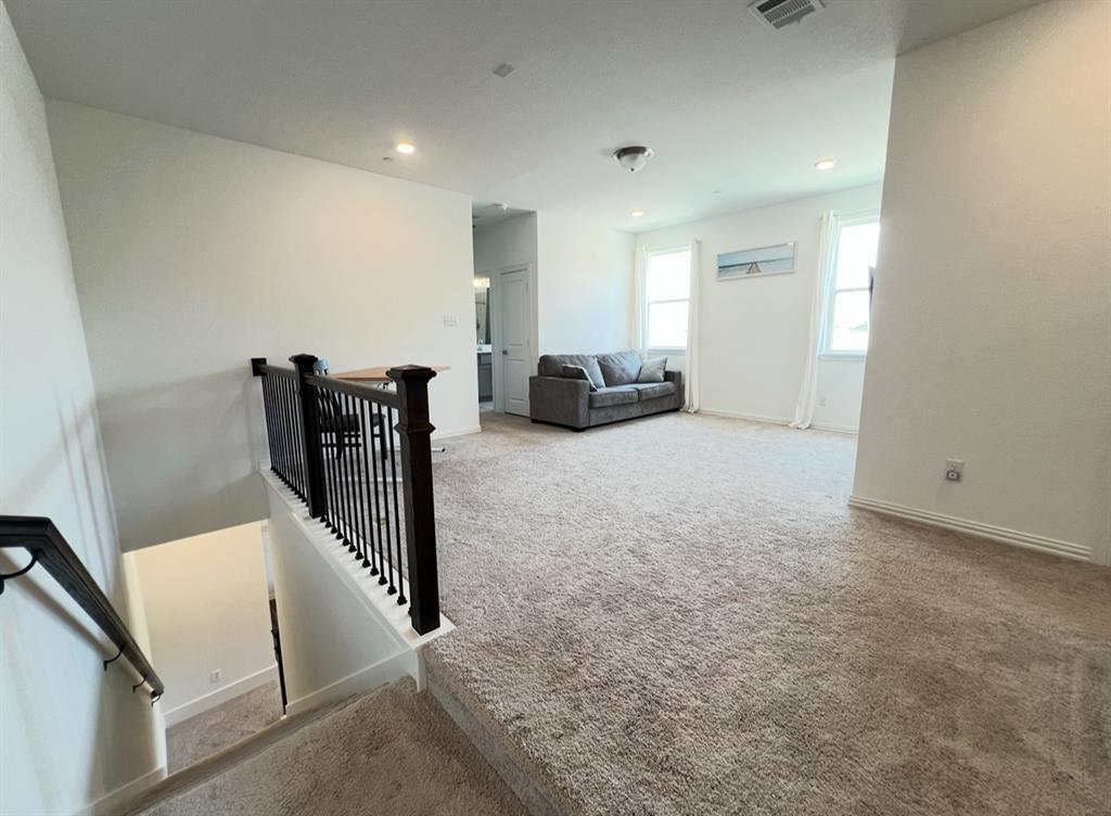 Station Ph 1 - Residential Lease