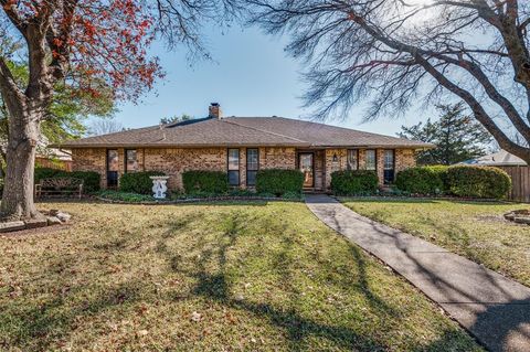 A home in Duncanville