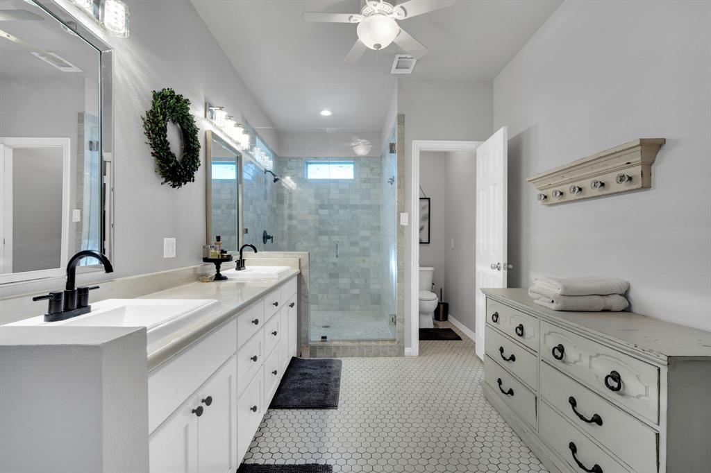 LA VISTA ESTS PH2 .762 AC - Residential