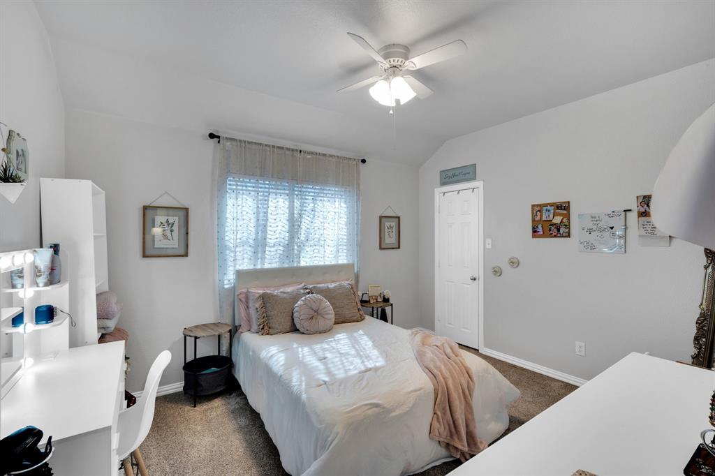 LA VISTA ESTS PH2 .762 AC - Residential