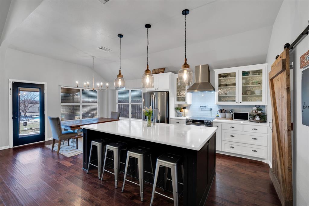 LA VISTA ESTS PH2 .762 AC - Residential