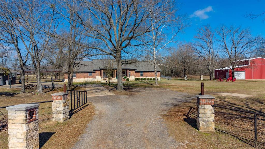 24 County Road Nw 1060