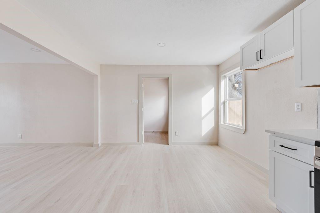 4313 Eastover Avenue