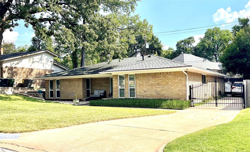 2400 W Sanford Street